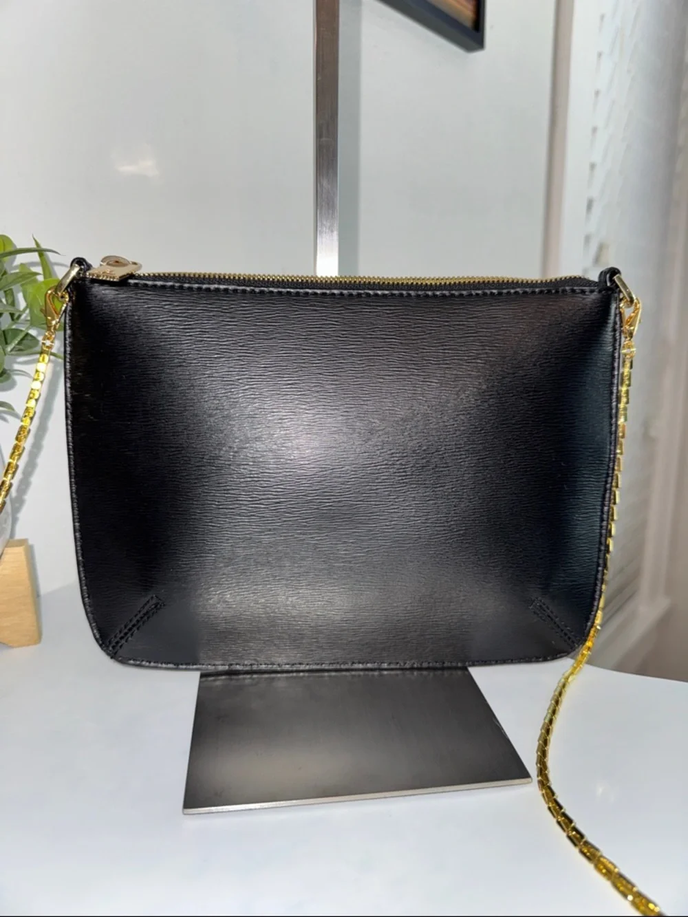Ted Baker London Harley Link Chain Crossbody Bag - Picture 3 of 6